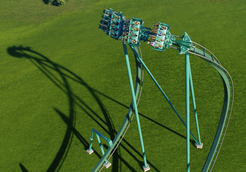 Bezoekers 'vliegen' door een 'banana roll' (een hoge en korte versie van de 'cobra roll', met één inversie in plaats van twee. De 'banana roll' loopt naar boven toe, keert de Trein meer dan hondertachtig graden om, en loopt dan weer naar beneden.). De Achtbaan en de Trein zijn helemaal blauw.