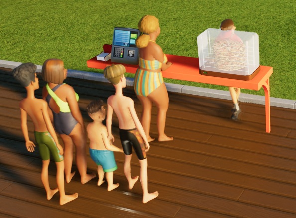 Een oranje toonbank met links de betaalterminal en servetten, en rechts een afgedekte warmhouder met vijf pizza's erin. Vijf Bezoekers staan in zwemkleding voor de toonbank; de Verkoper is bezig hen te bedienen.