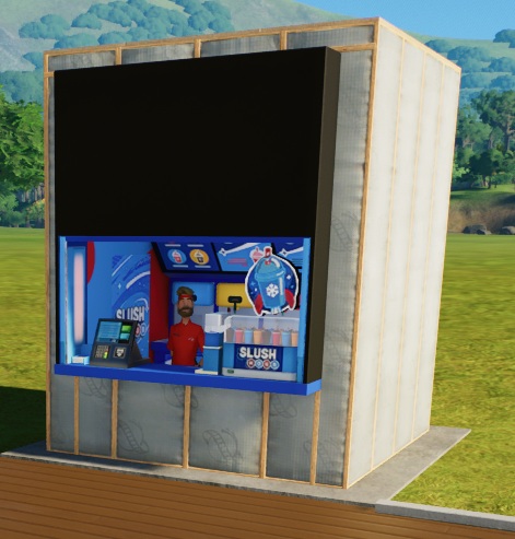 Een Winkelstalletje met links de betaalterminal en servetten, en rechts een bewaardoos met vele kleurige Slush-bekers erbovenop. Boven de bewaarbox hangt een grote afbeelding van een Slush-beker in de vorm van een ruimteraket (er steekt bovenaan zelfs een rood/wit rietje uit). In het midden wacht de Verkoper, met donkere baard en snor, op Klanten.