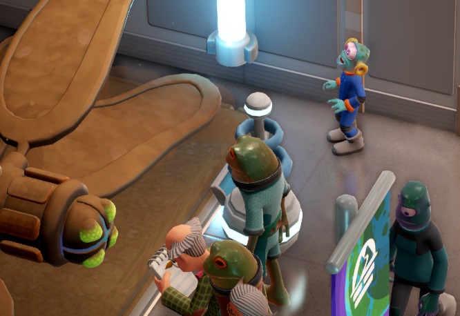 Een Space Gibbon, klein van lichaamslengte en met blauwe huid, bekijkt een Satellite-Exhibit, samen met twee Frogborne-Bezoekers. Een Professor neemt notities terwijl een Space Enthusiast voorbij een Ruimtebanner loopt.